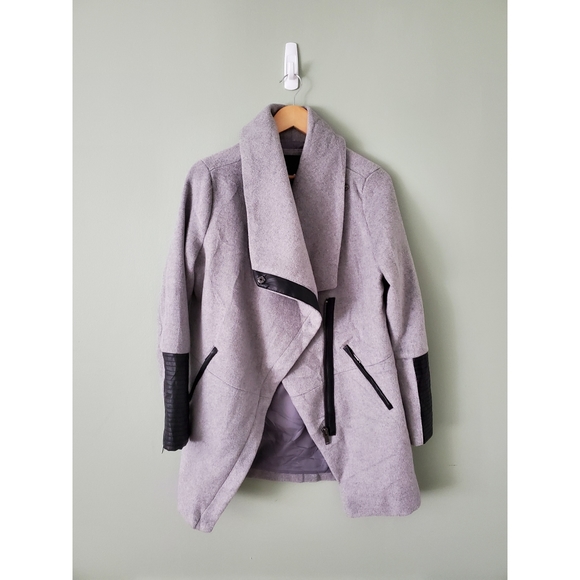 Grey and black fall jacket size large - Picture 2 of 14